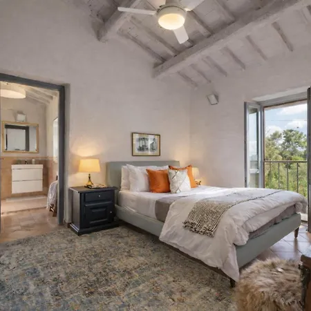 Luxury Villa, 5bed 5bath, Private Pool, Ac, Views Villa