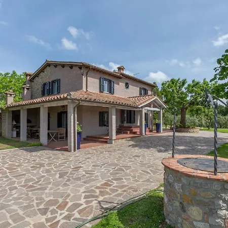 Villa Luxury Villa, 5bed 5bath, Private Pool, Ac, Views *